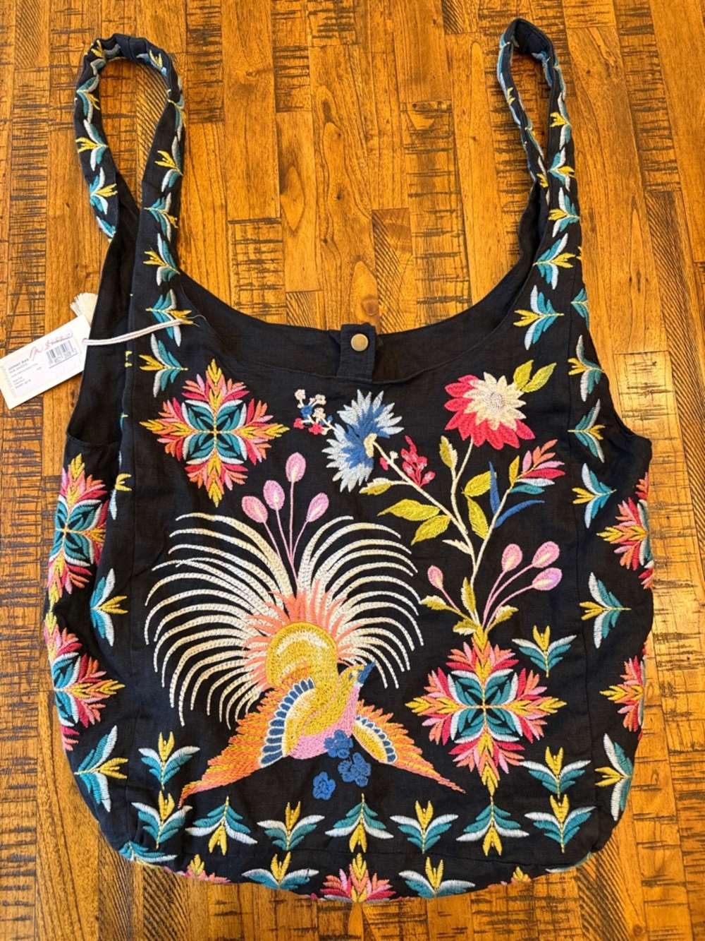 Johnny Was Embroidered Julie Slouchy Linen Shoulder Bag New with Tags (NWT)